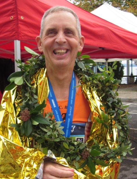 Leo Langes strahlt nach seinem ersten Marathon